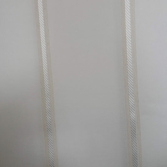 PERDEA READY MADE 3.0M X 2.45M