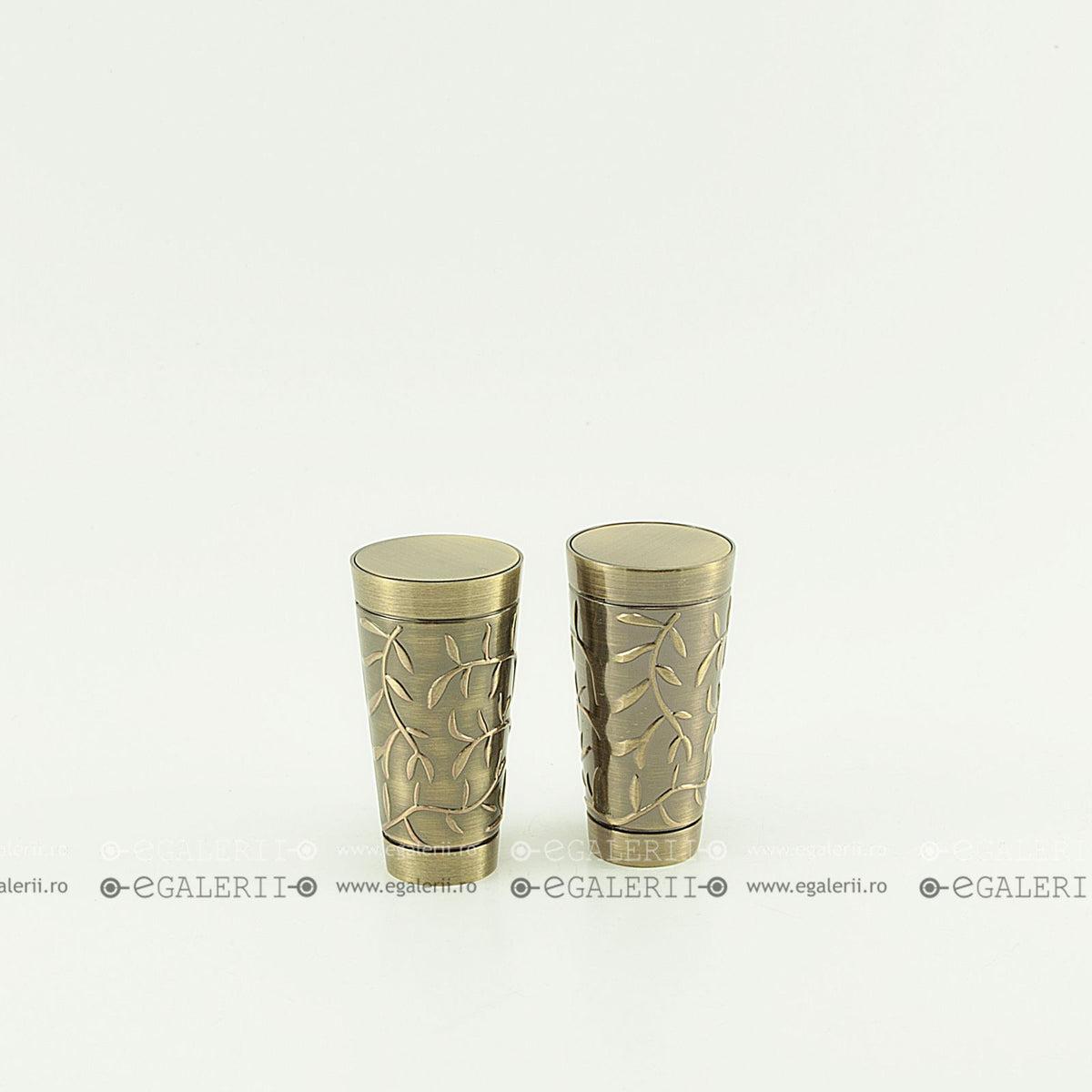 Ornament Logos, 19mm Antique brass x 2 buc