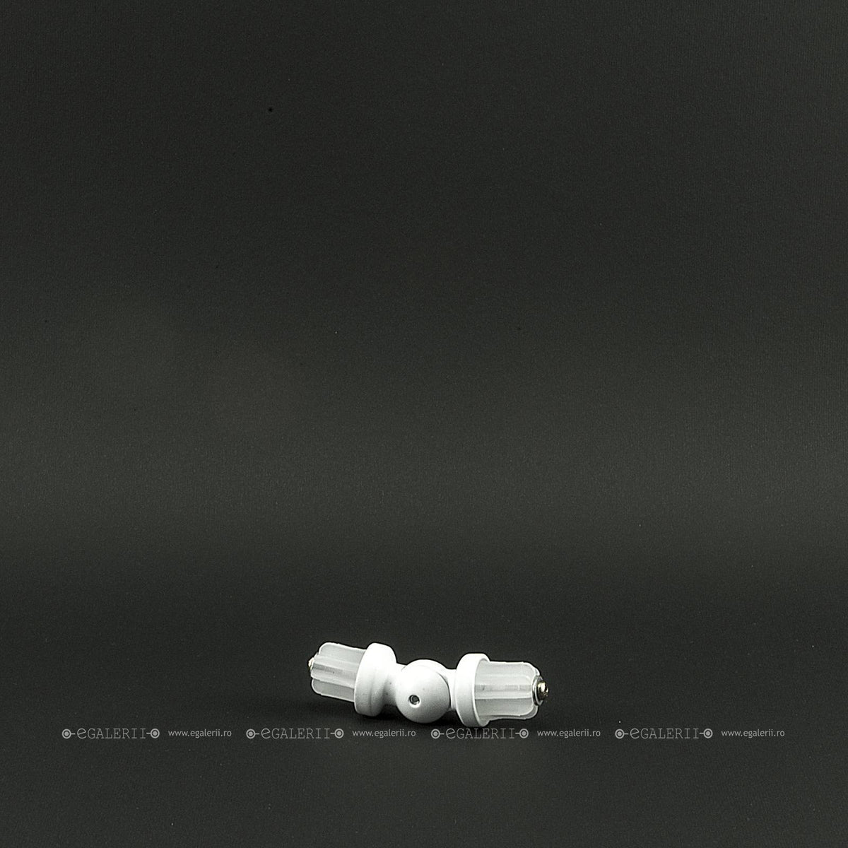 Imbinare la 90° 19 mm White Matt